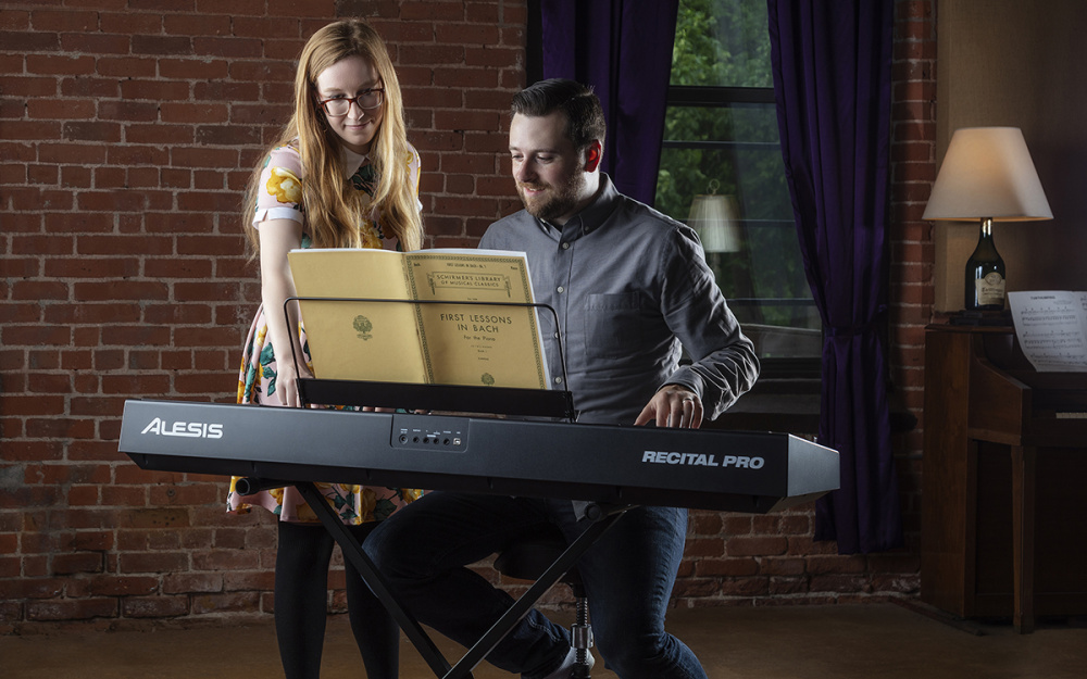 ALESIS RECITAL восстановление заводских настроек пианино